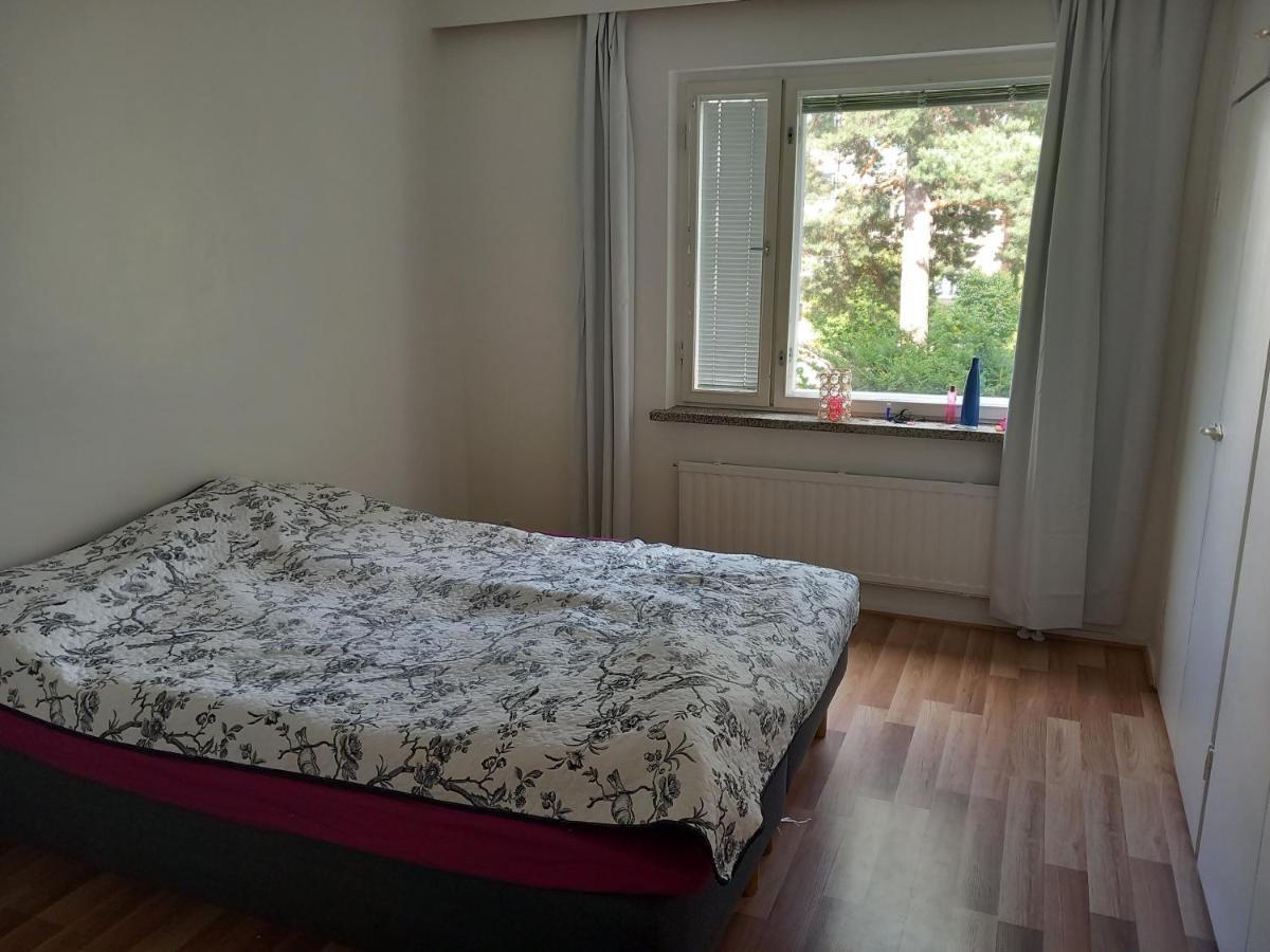 Puotilan Rose Apartment Helsinki Ngoại thất bức ảnh