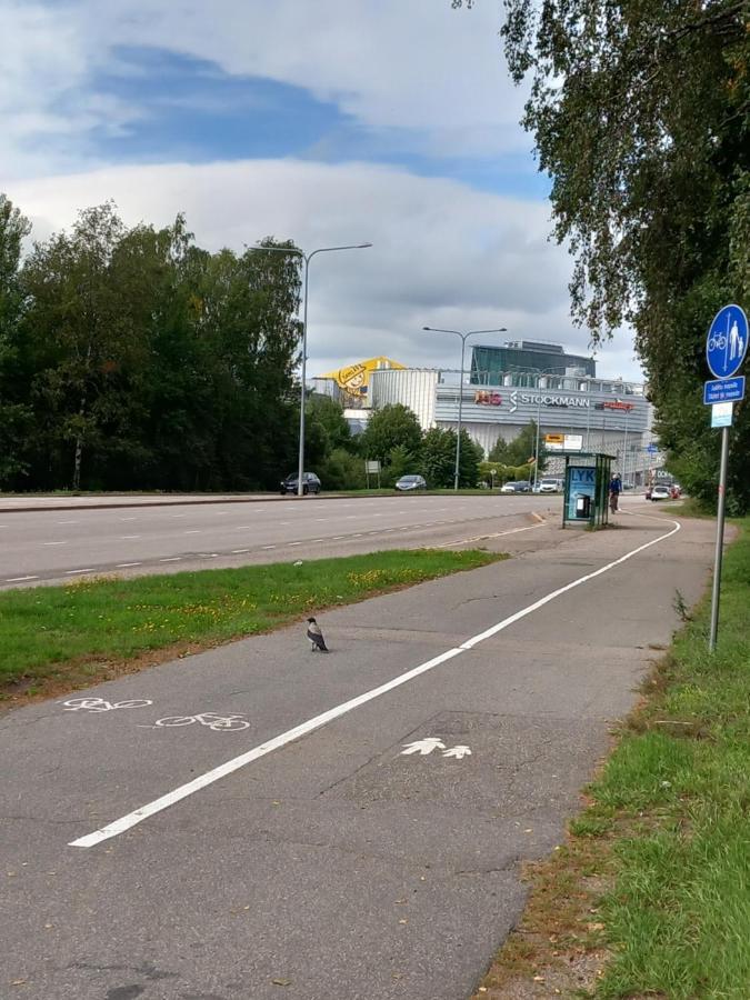 Puotilan Rose Apartment Helsinki Ngoại thất bức ảnh